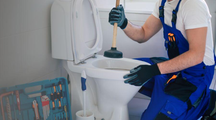 Local annual plumbing maintenance in Medway, MA